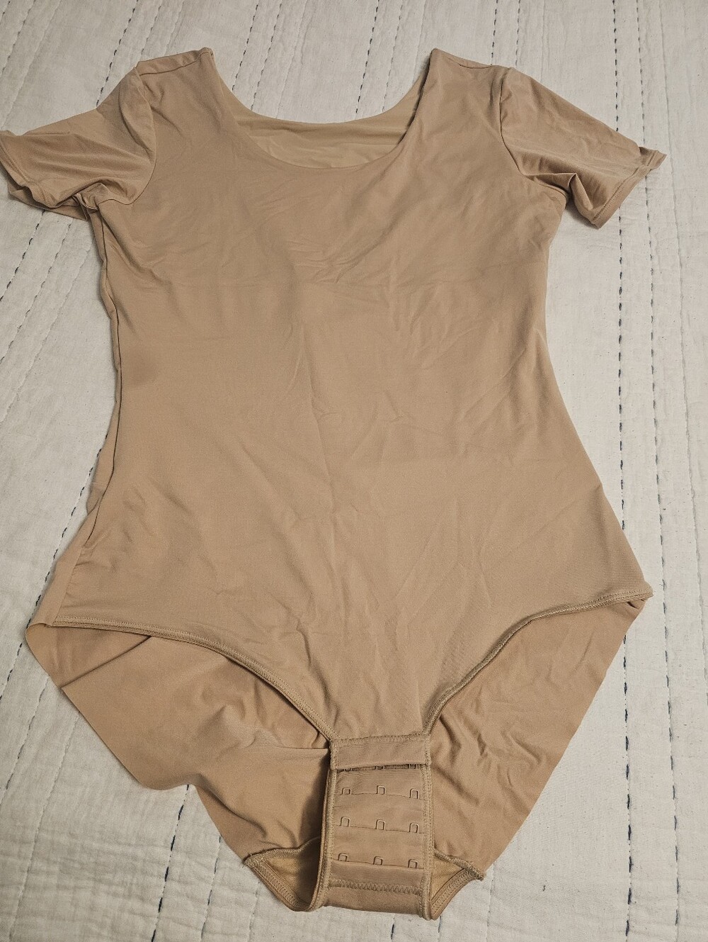 LEONISA Essential BoldlyShort Sleeve Round Neck Shaper Bodysuit NWOT Size Large